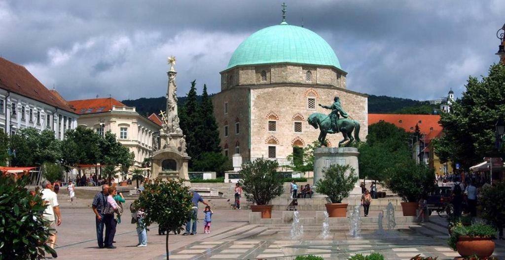 Deluxe Home Pécs Zewnętrze zdjęcie